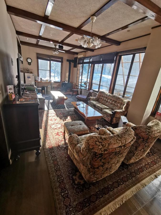 Hakuba Powder Republic Panzió Kültér fotó